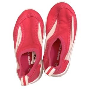 Wave zone girls shoes size toddler 6 water shoes